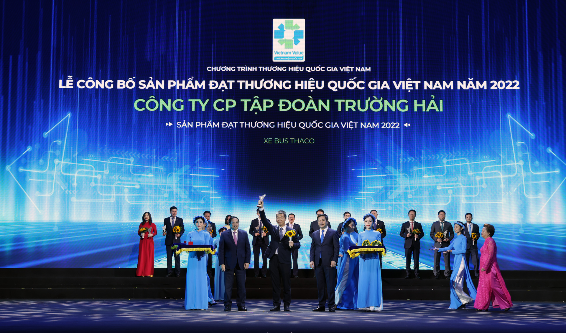 Sản phẩm xe Bus THACO đạt Thương hiệu quốc gia năm 2022